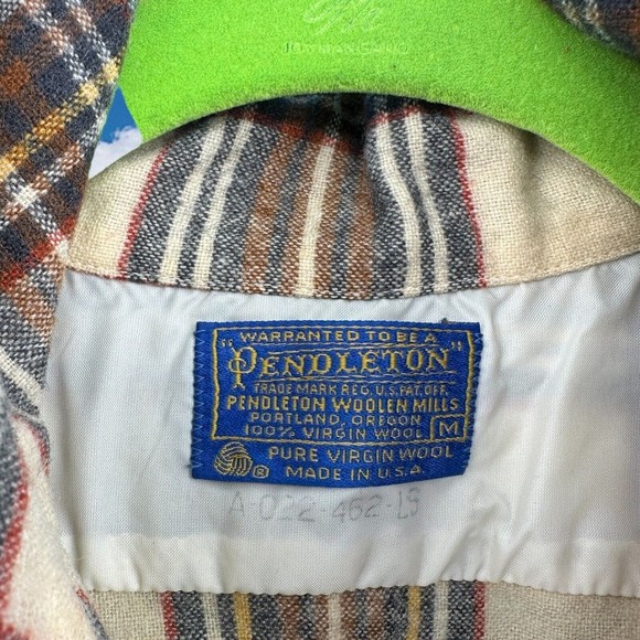 Vintage Pendleton Wool Board Shirt Flannel Plaid Loop Collar Flap Pockets Medium - Picture 8 of 10